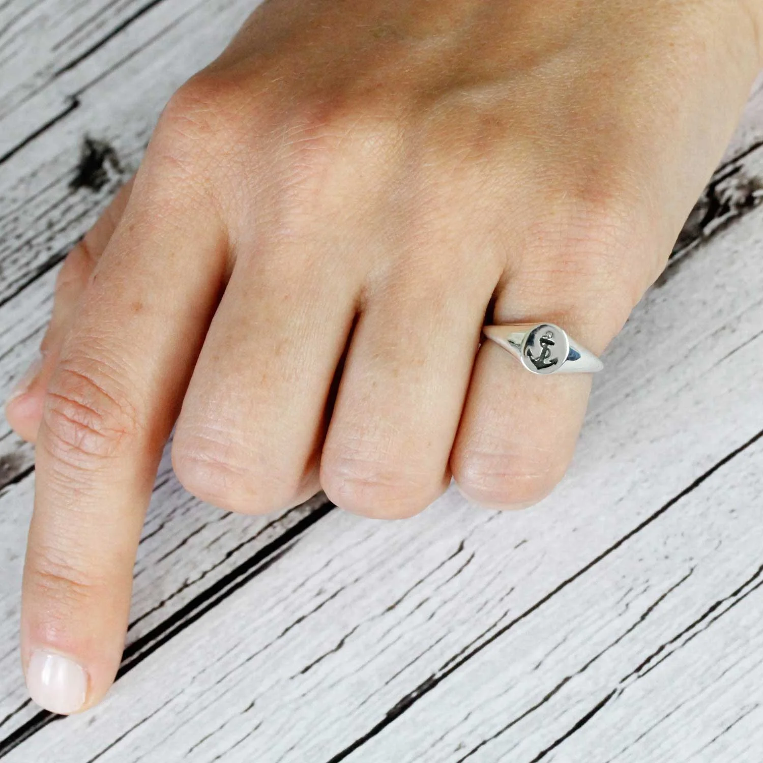 Gold Anchor Signet Ring - Mini — No.13 Jewellery