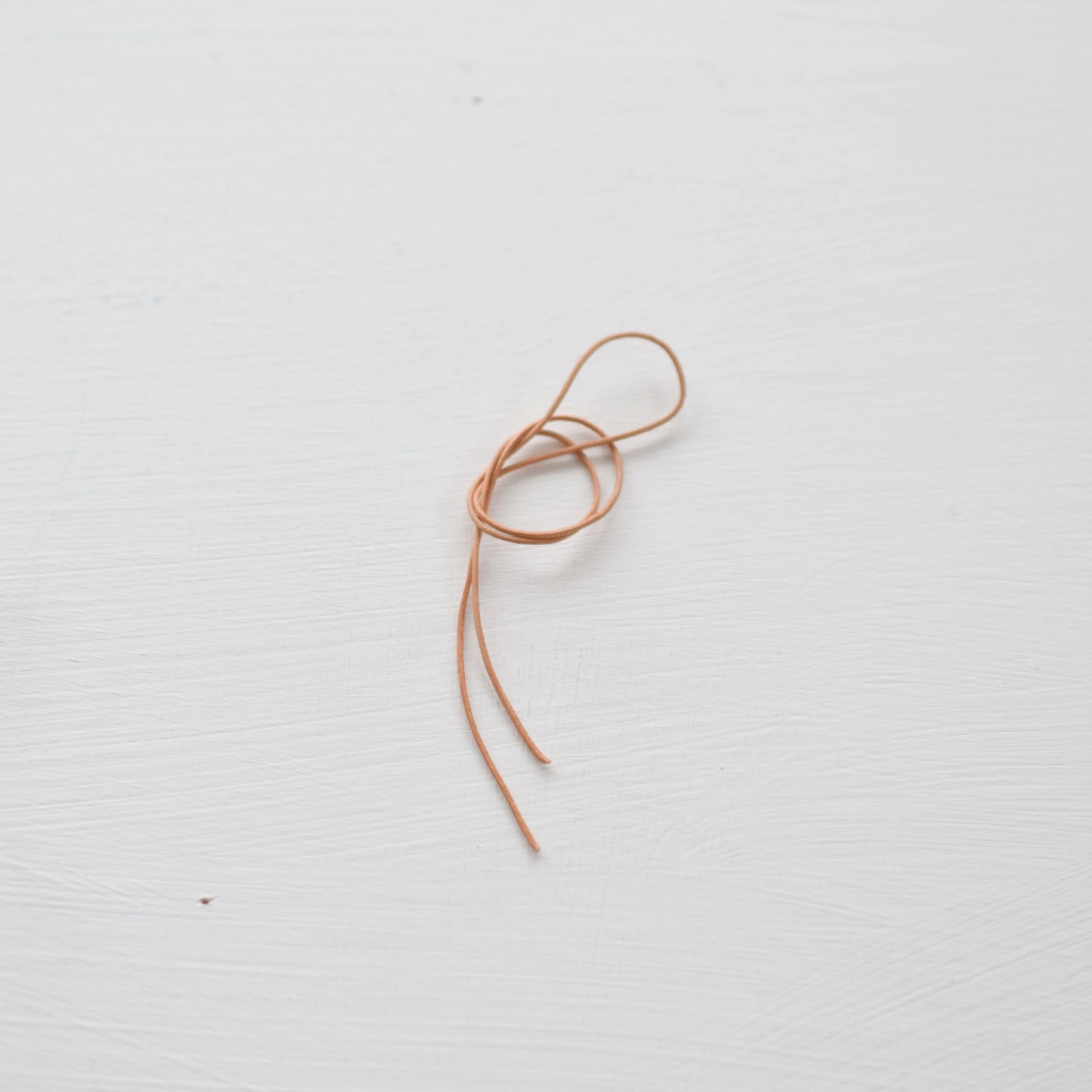 革ひも<br> -30cm-<br> ¥100