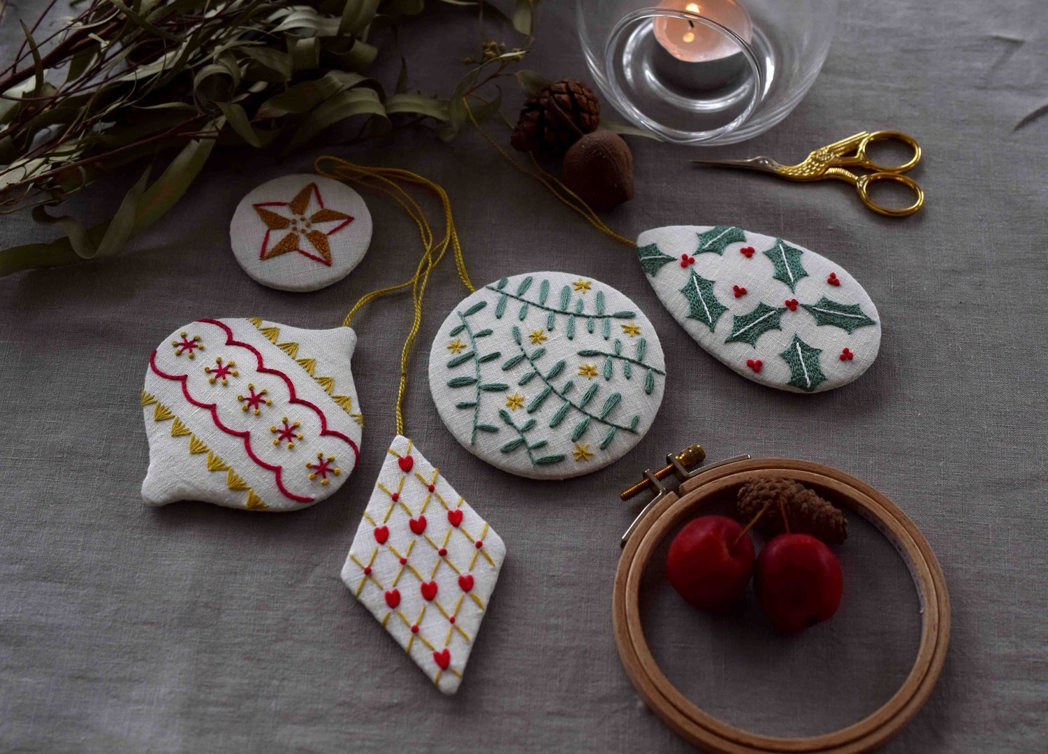 クリスマス刺繍-オーナメントづくり-