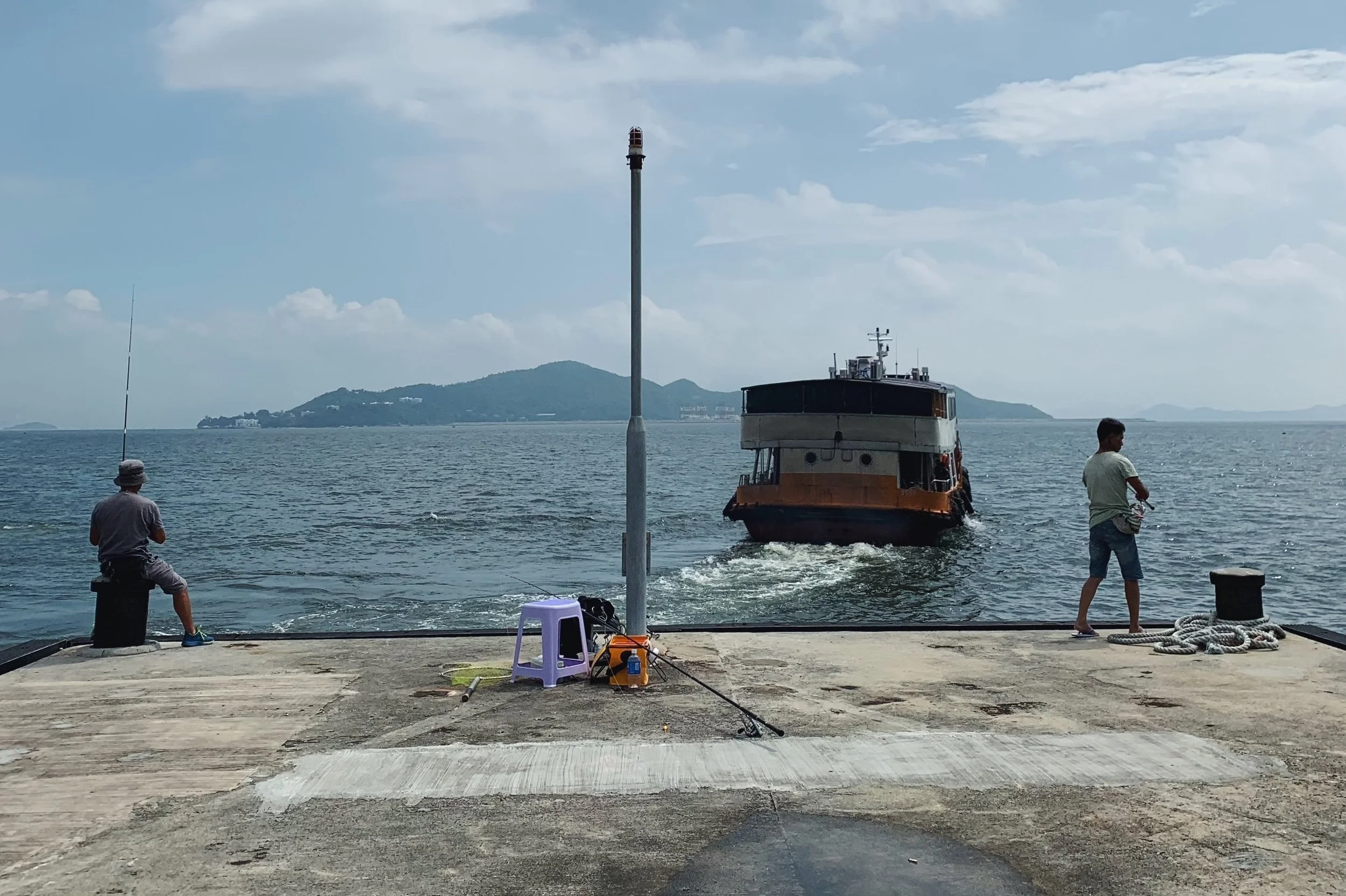 Urban Entity, Pier / Inter Island Festival / Performative Walk / 2021