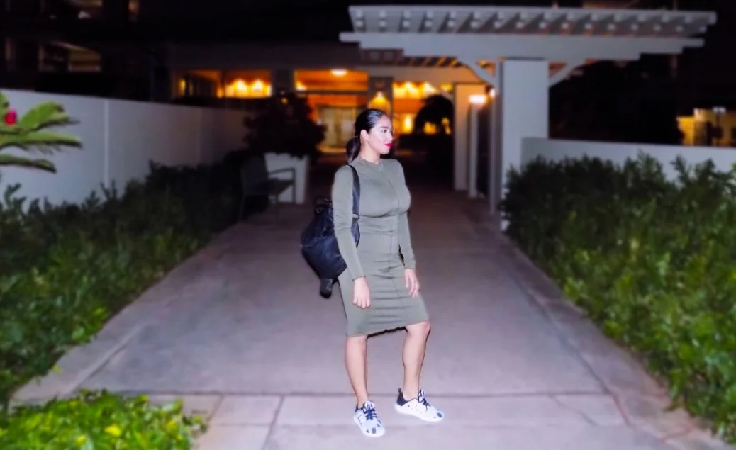 Sporty Mom Look On The Go
