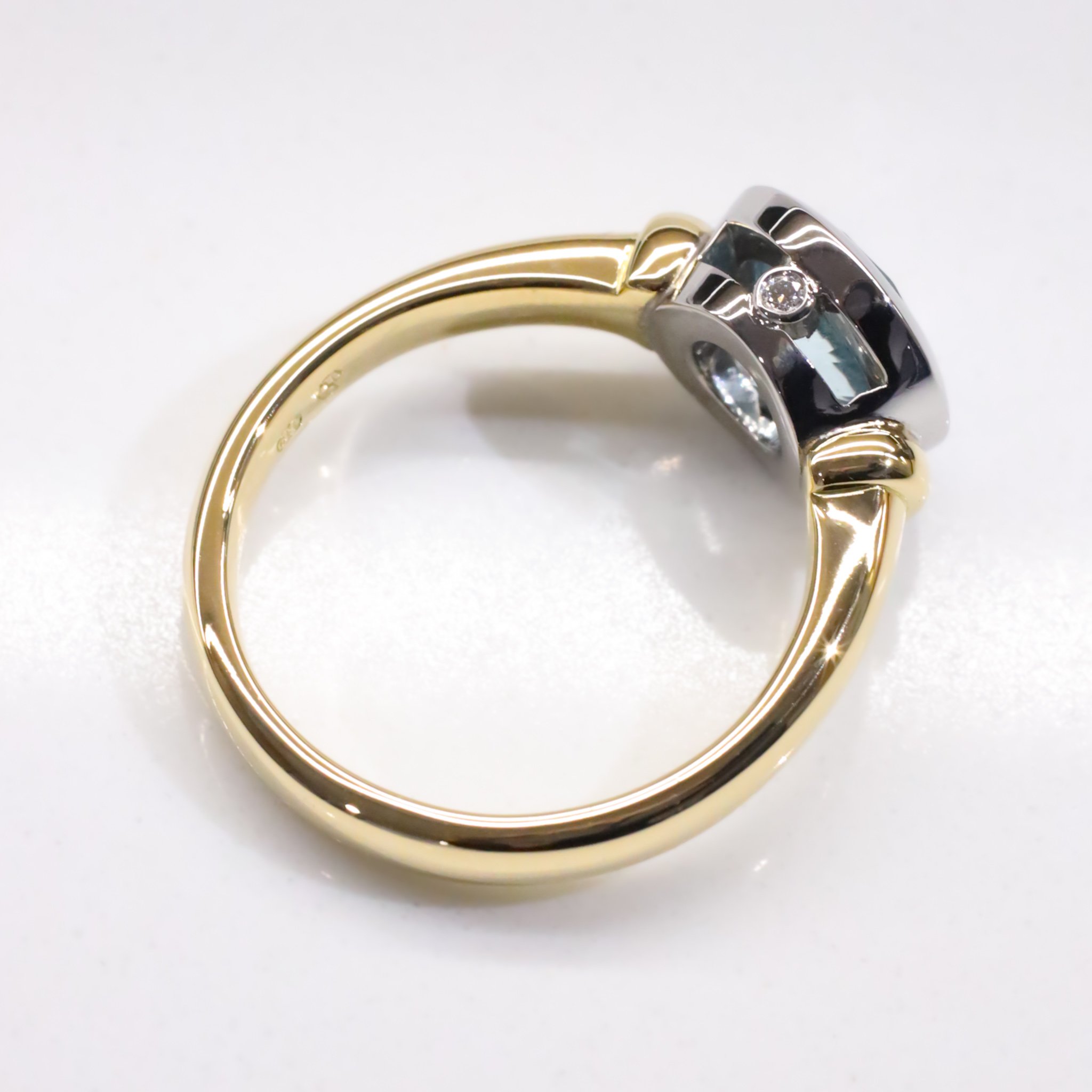 Gold Ring 
Valued at $
Drawn 3pm 29.04