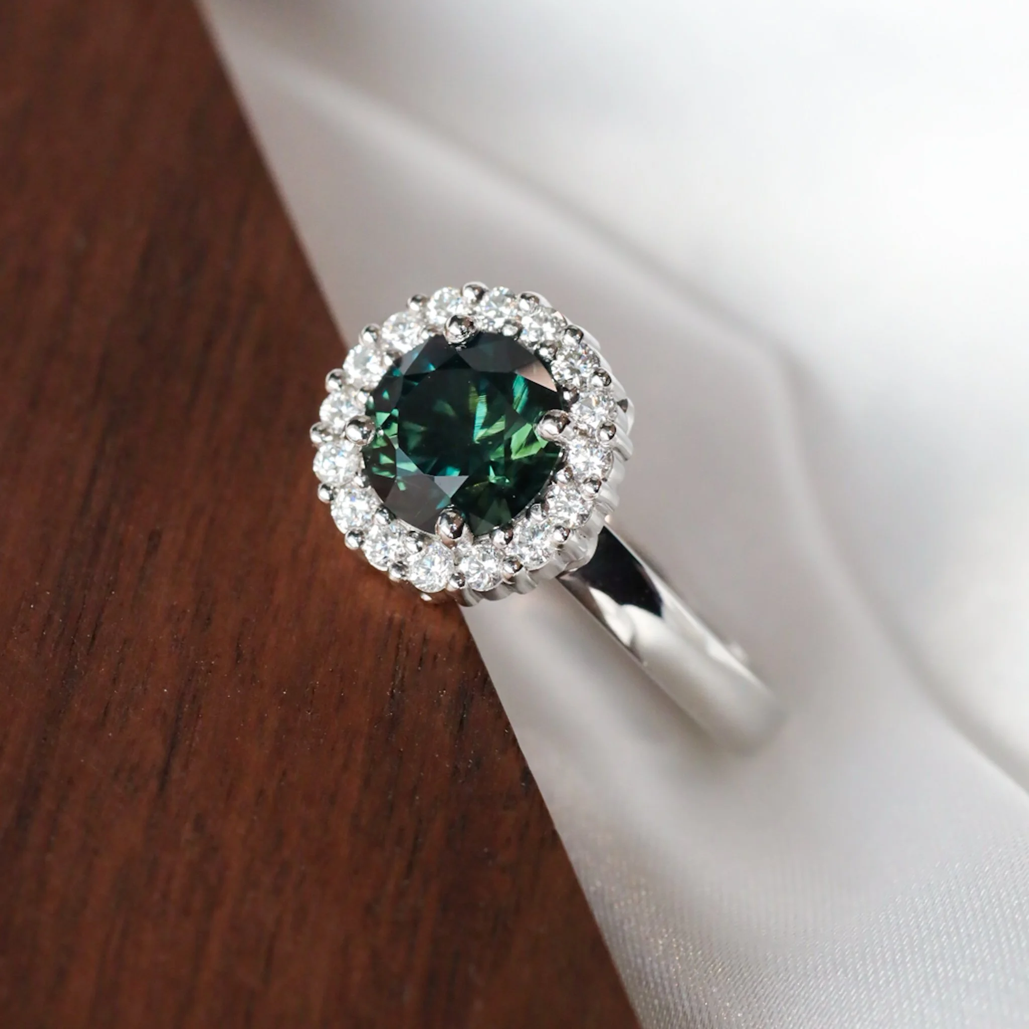 Why Sapphires Are Dominating 2026 Engagement Ring Trends (And Why Bespoke Is the Only Way)