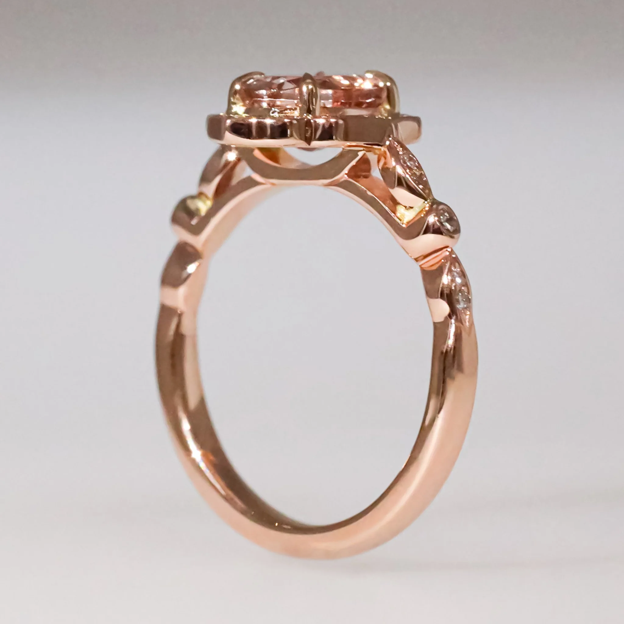 Gold Ring 
Valued at $
Drawn 3pm 29.04