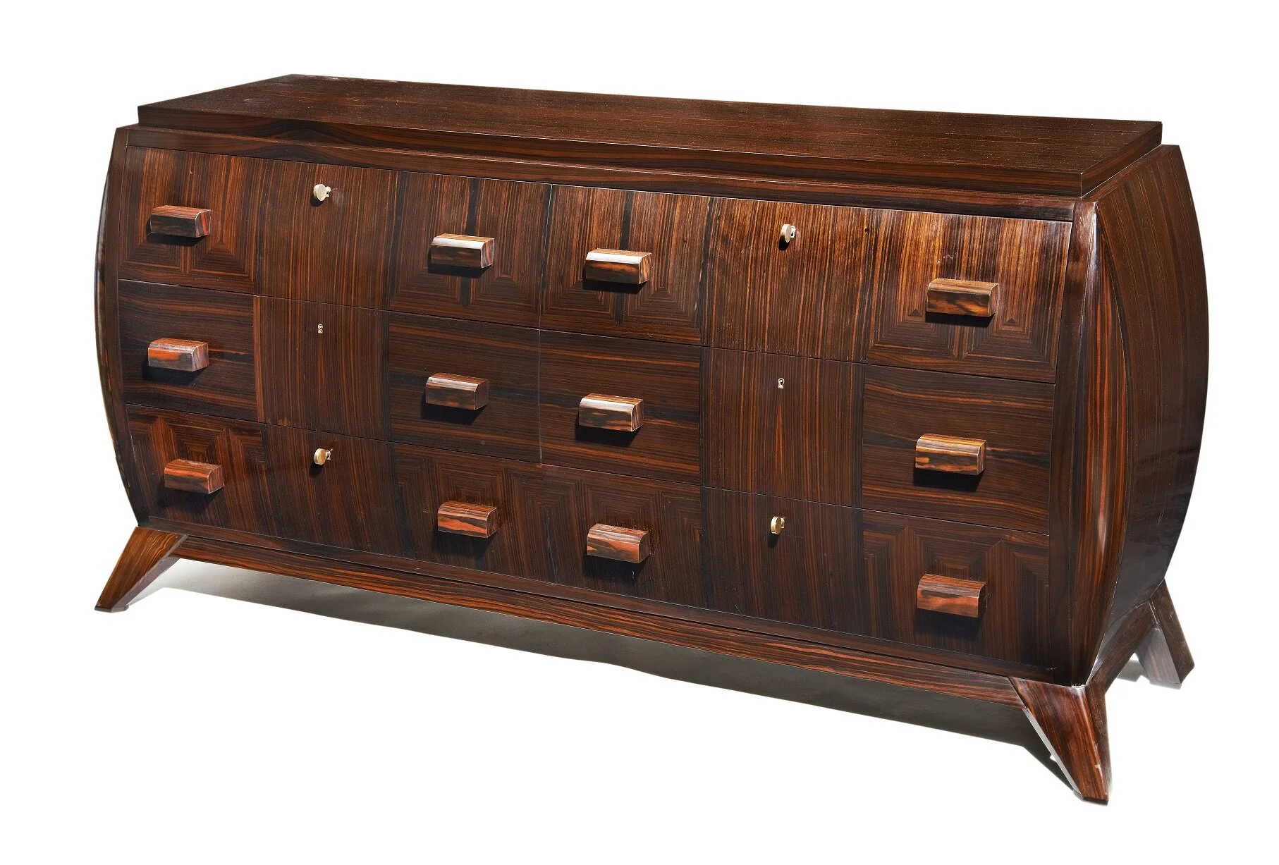 Joubert et Petit Commode angle a 500KB.jpg