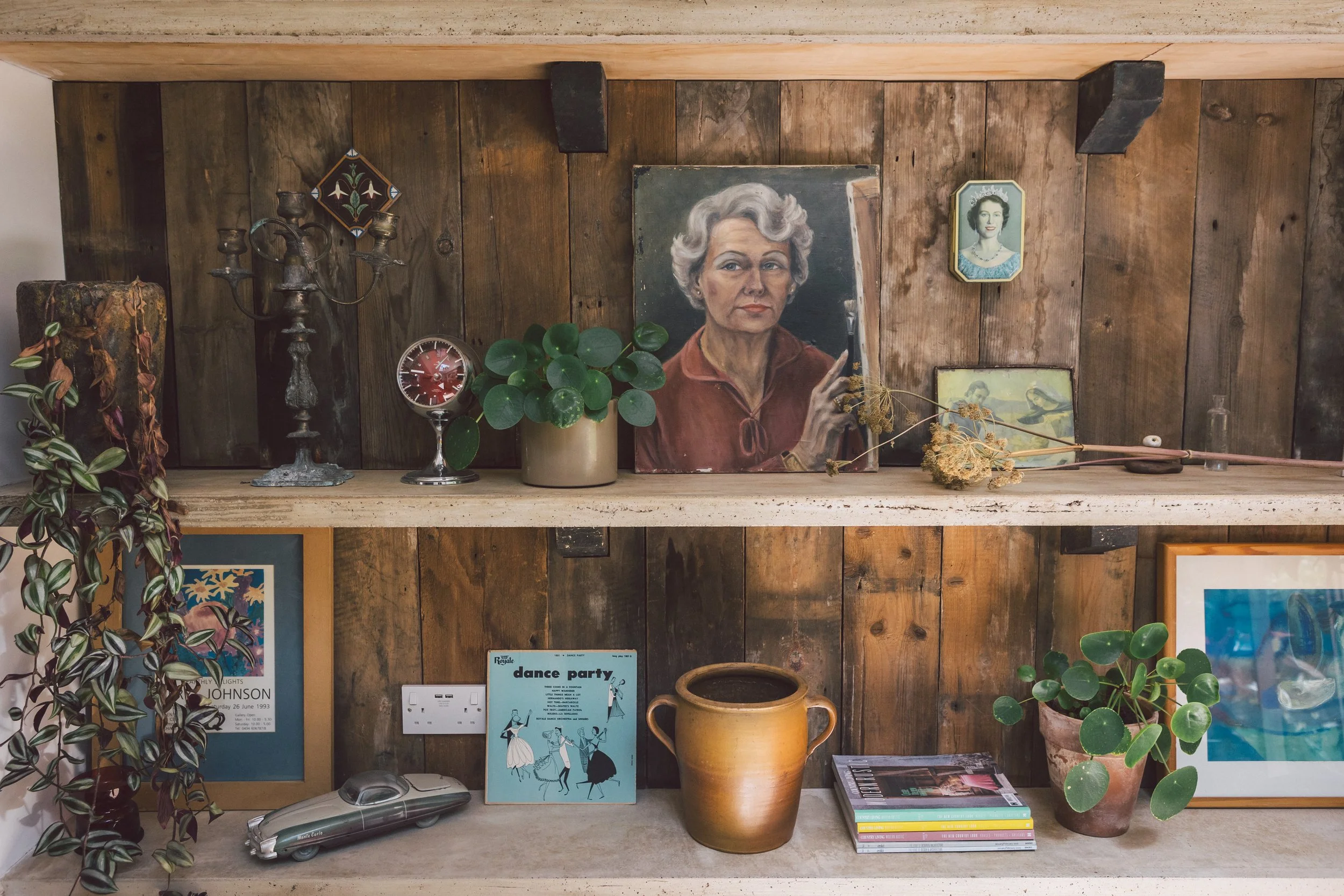 Midcentury inspired kitchen dining space - WOW Developments - Moseley