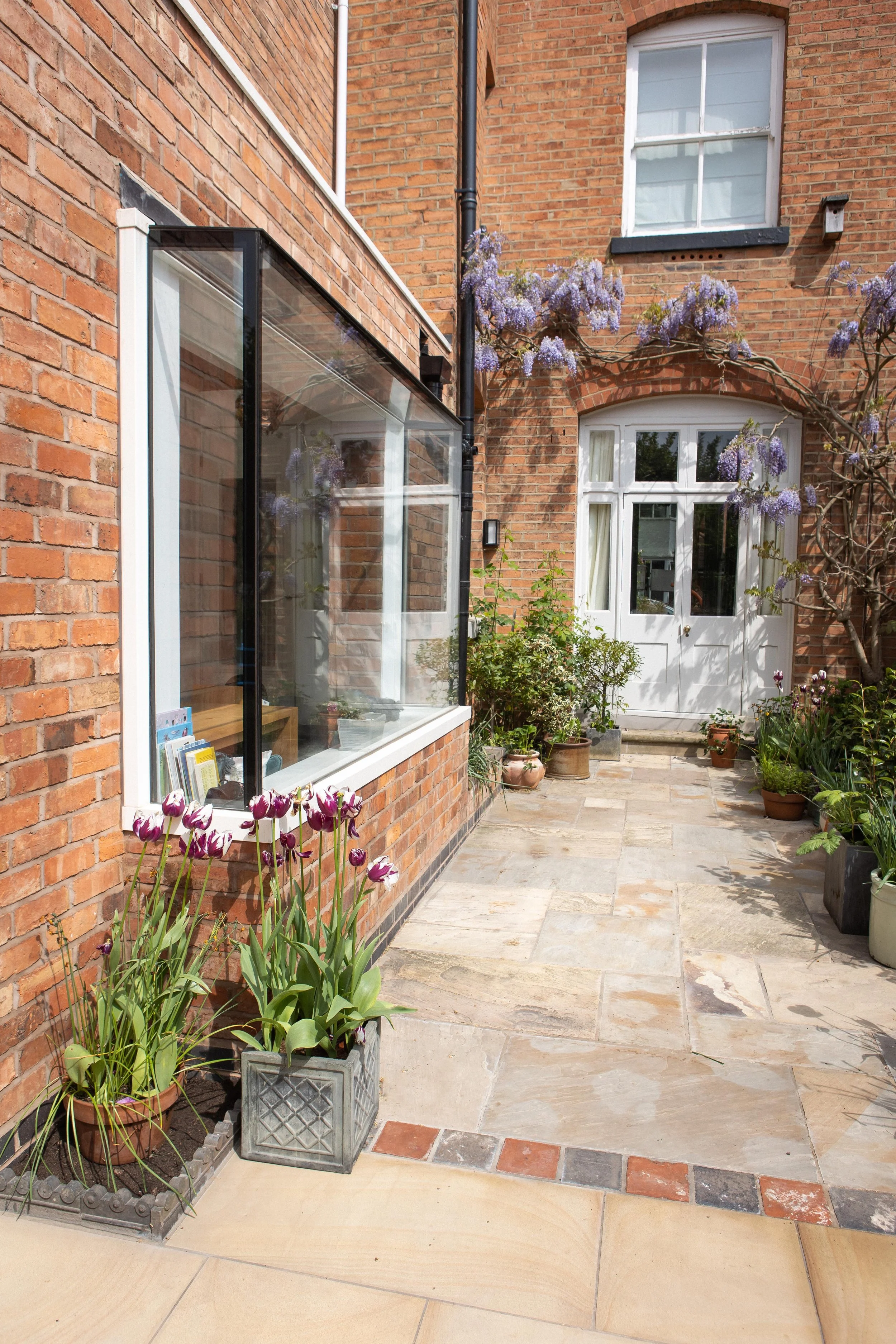 Modern Extension - Moseley, Birmingham | WOW Developments - Building Experts