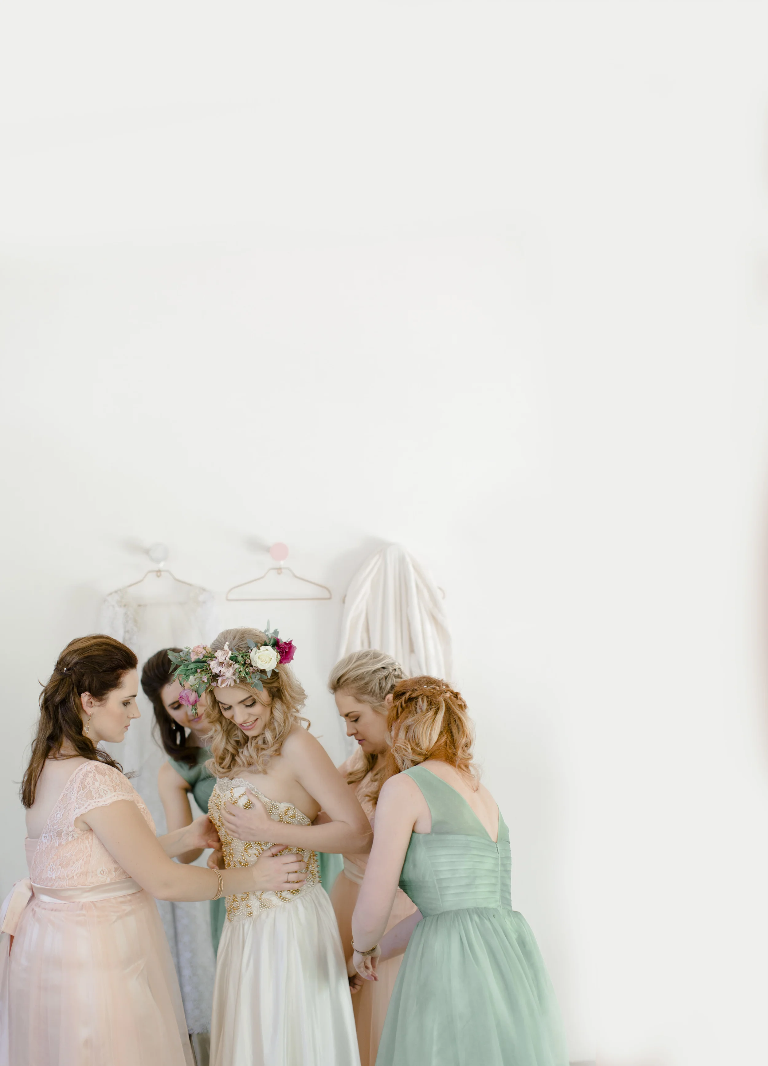 Nathan Zia Lace on Timber wedding011.jpg