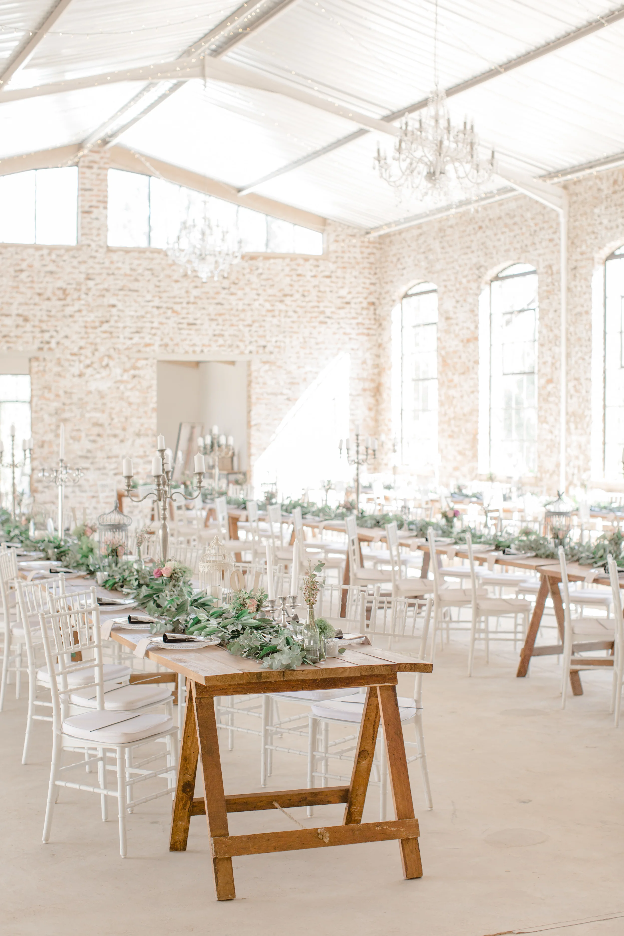Nathan Zia Lace on Timber wedding026.jpg