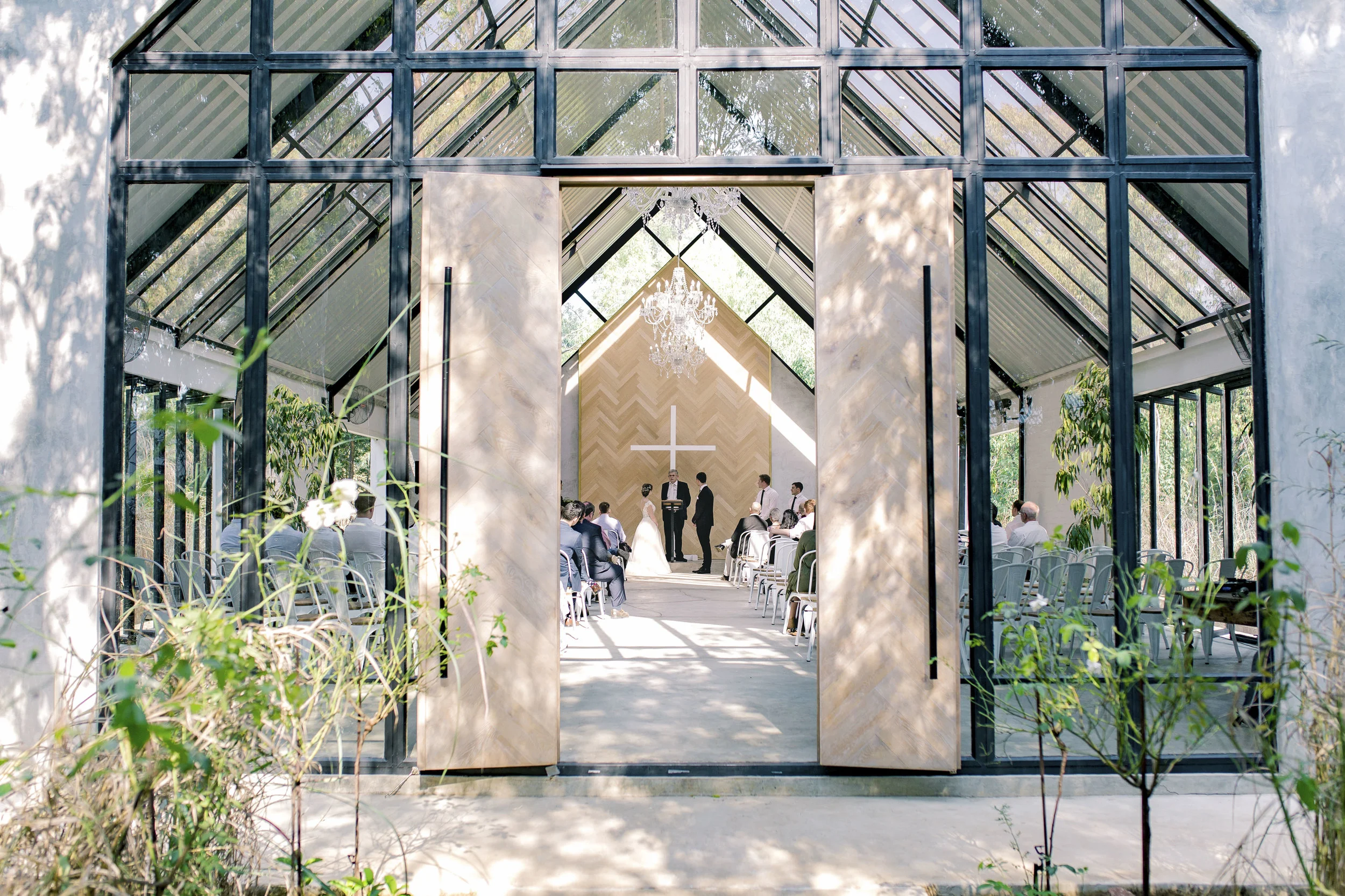 Lace on Timber wedding 2019