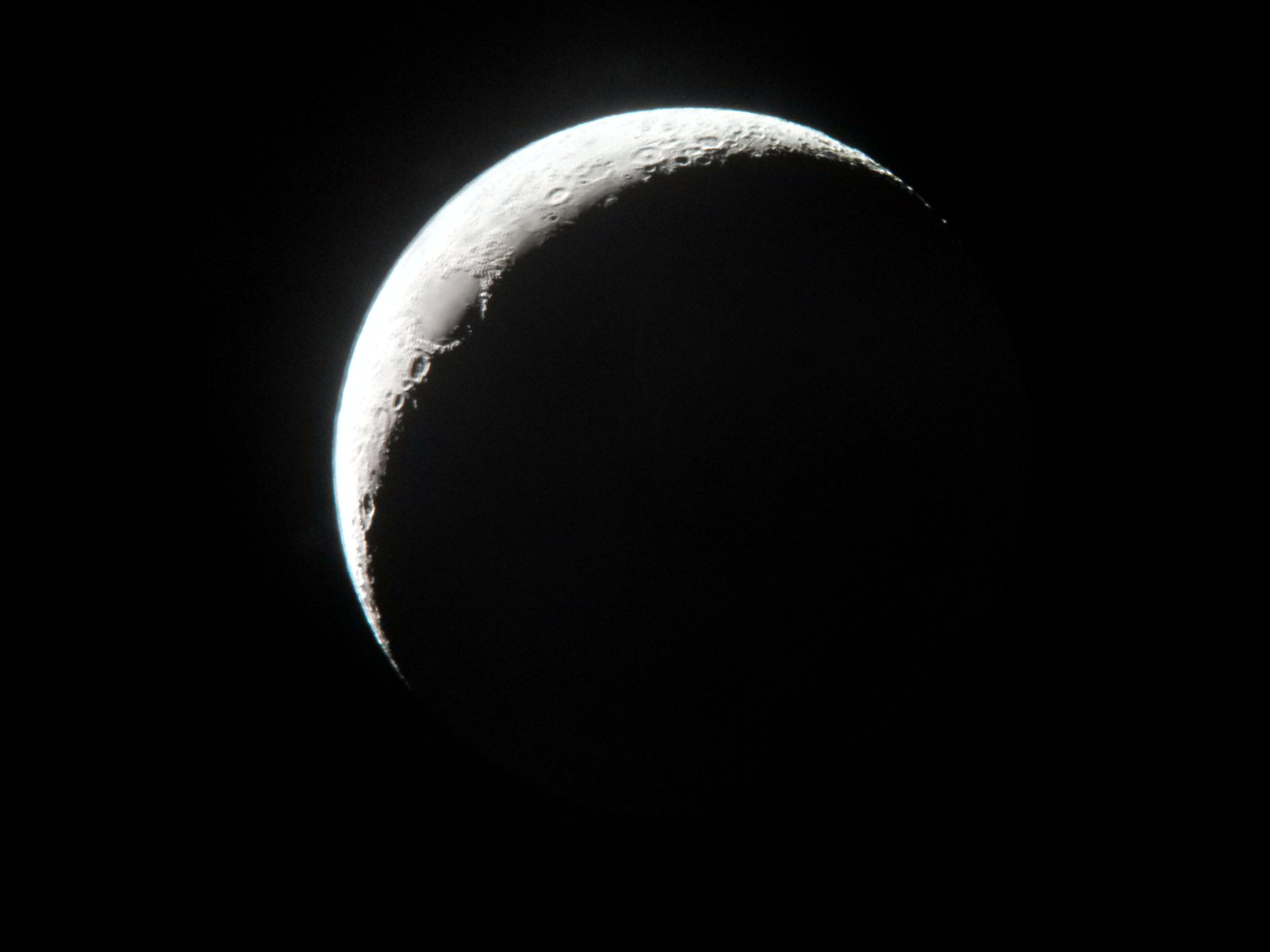 Cresent Moon 4_3_14.jpg