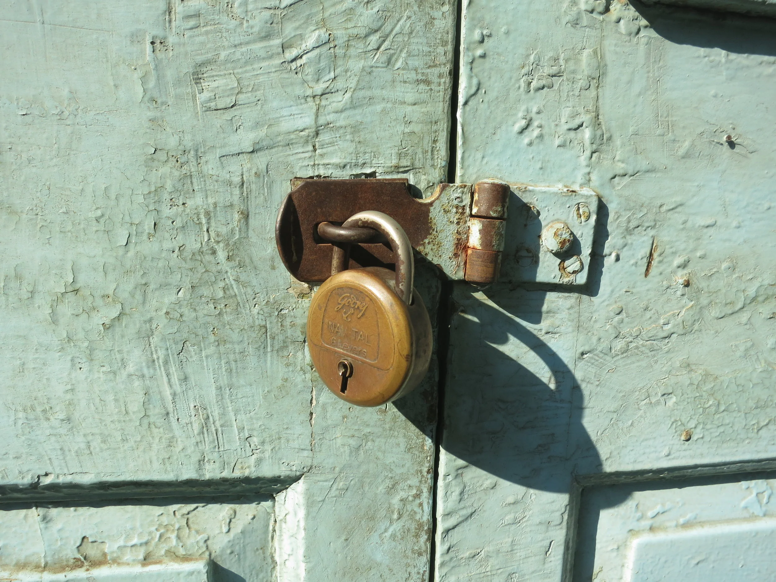 Why is it hard to find admissions information for UT?