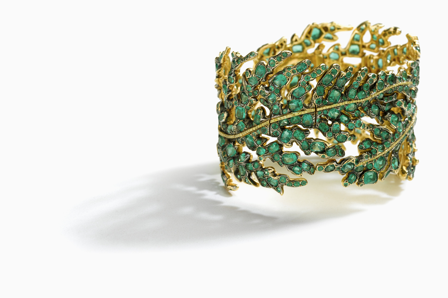 emeraldgoldbracelet.jpg