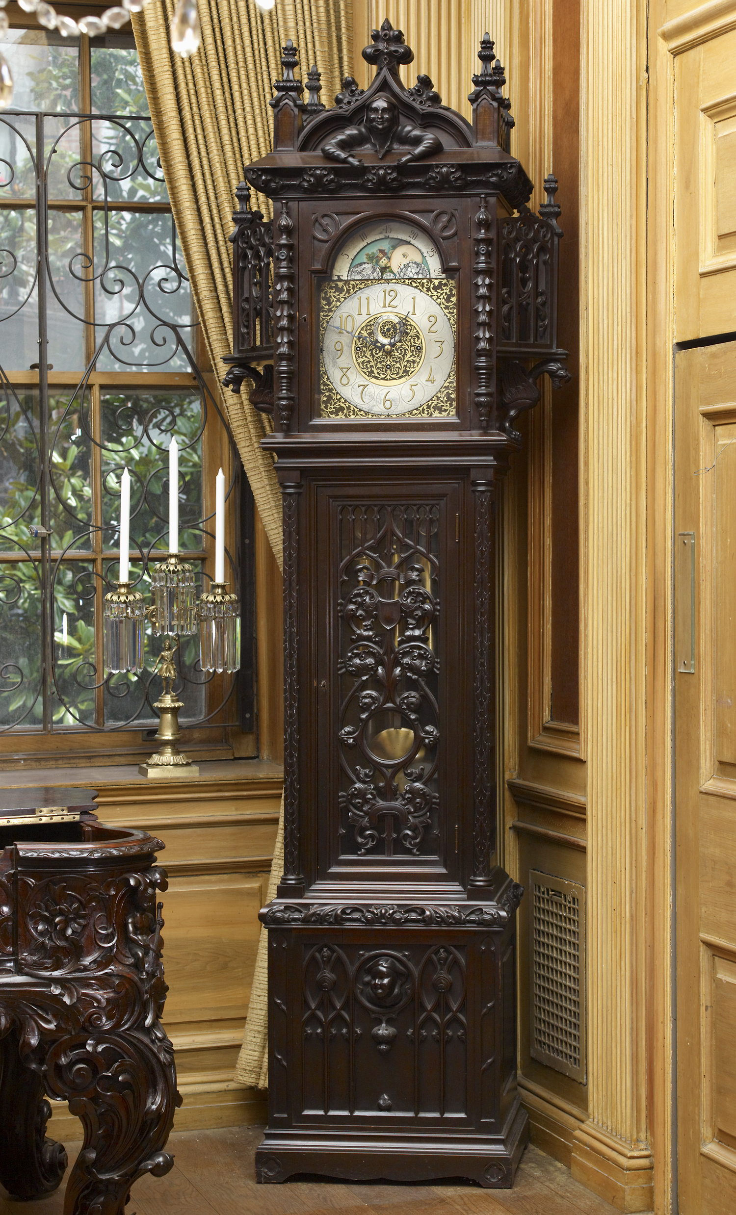 cassorgercaseclock.jpg