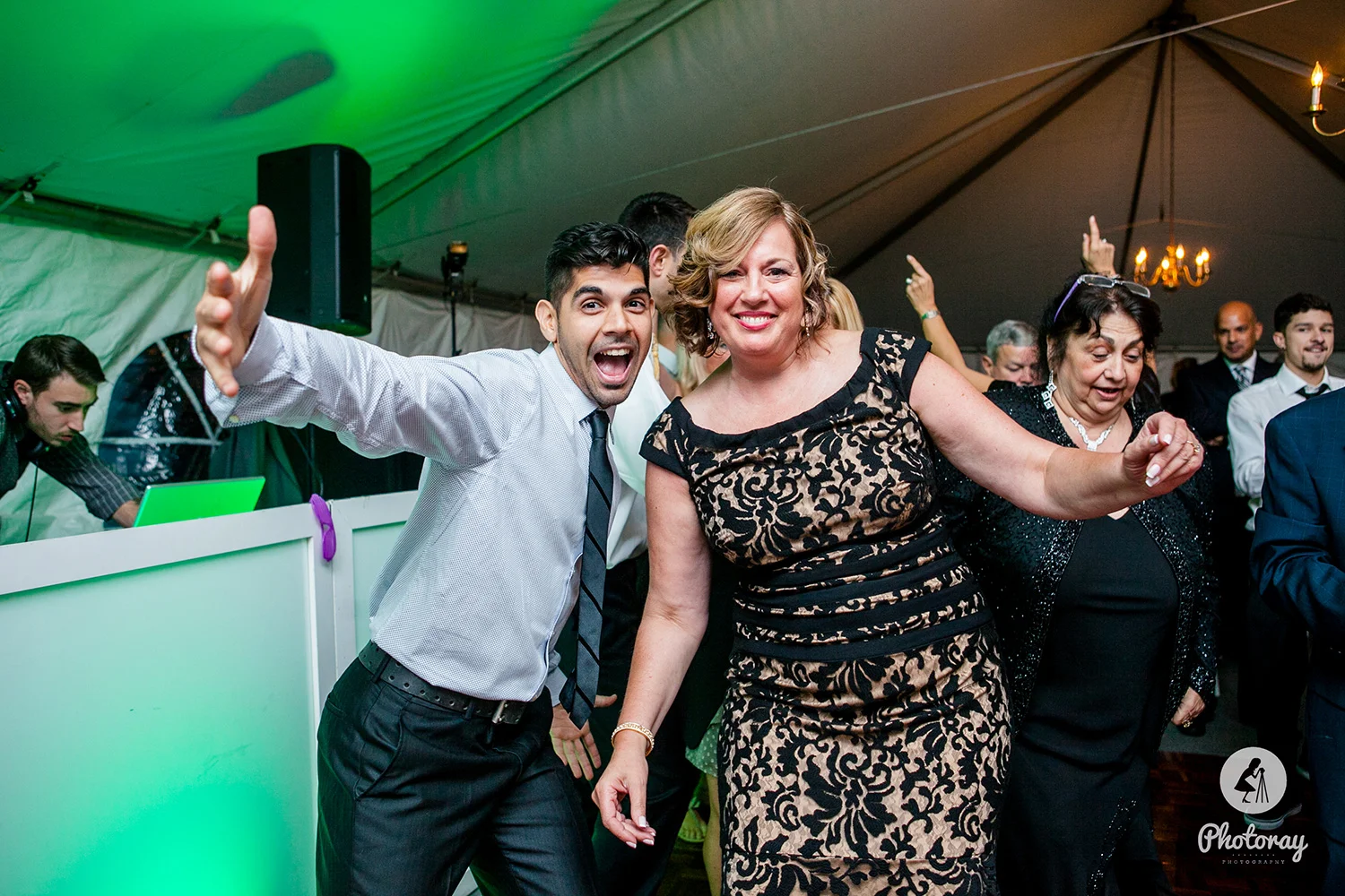 Steven_Tiana_WoolvertonInn-5330.jpg