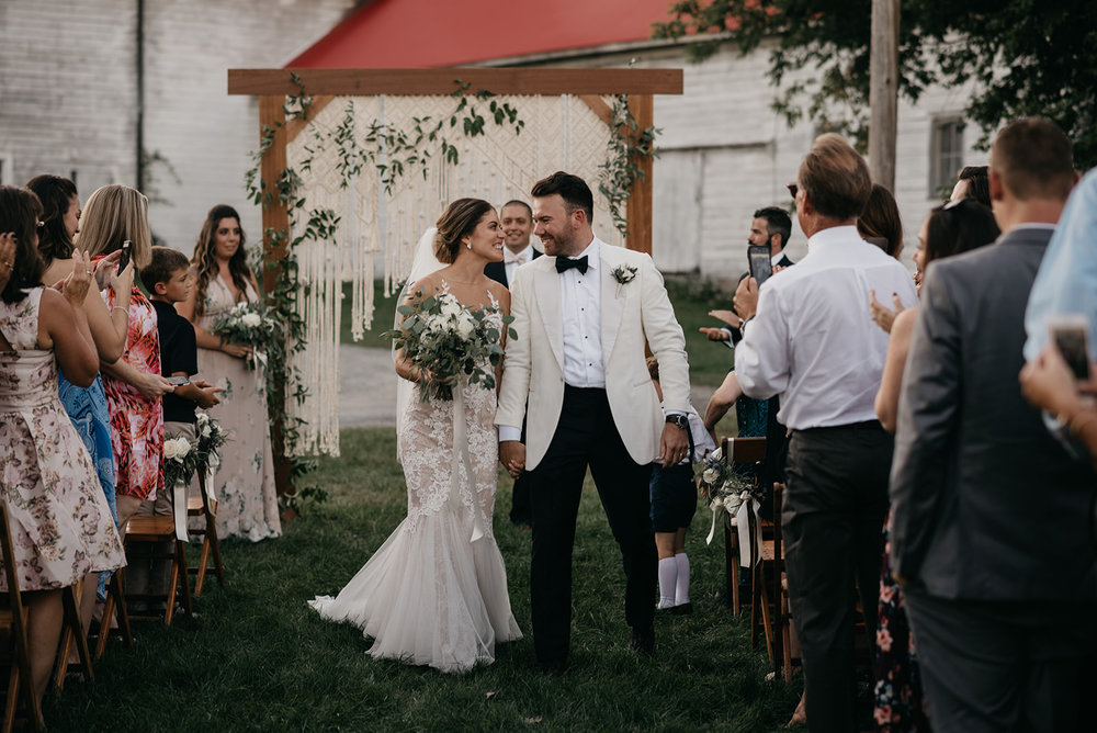 shaker_heritage_barn_wedding_024.jpg