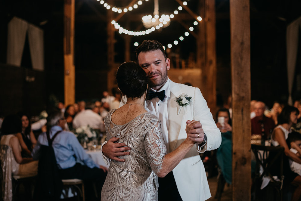 shaker_heritage_barn_wedding_059.jpg