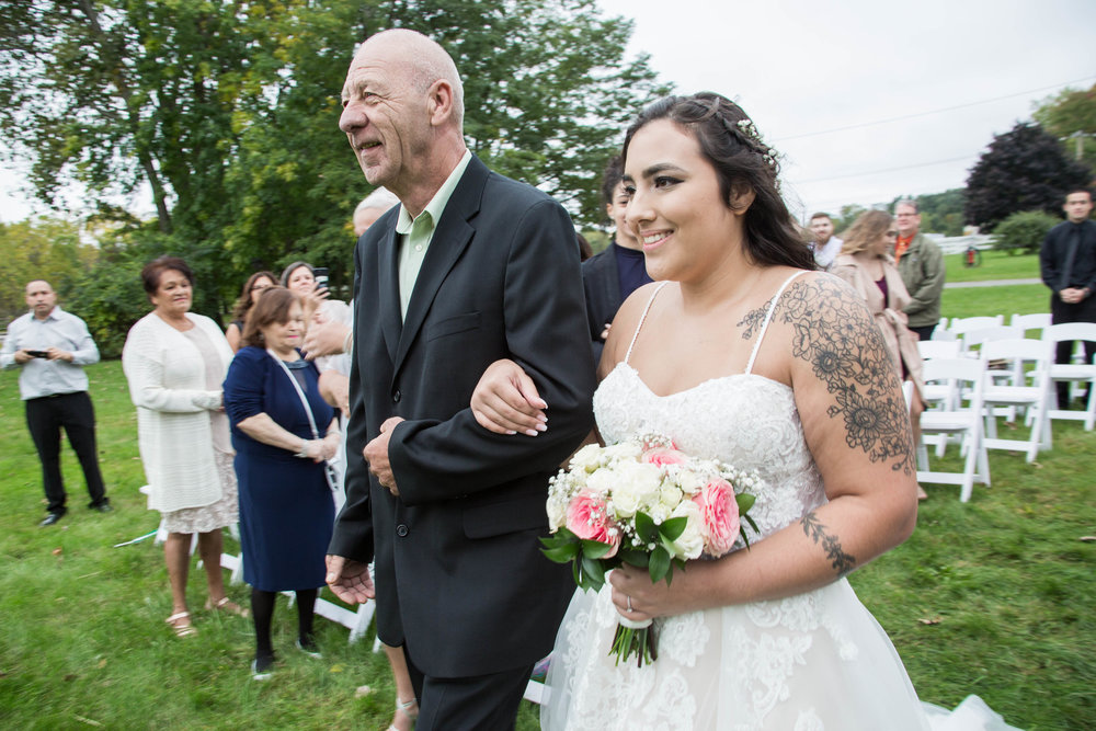 shaker_heritage_barn_wedding_001.jpg