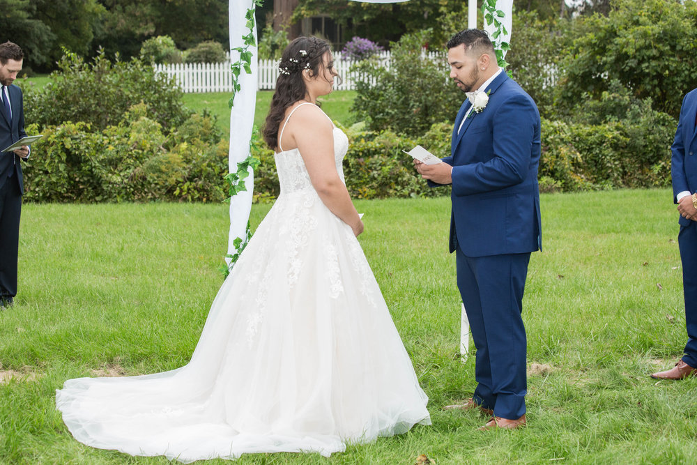 shaker_heritage_barn_wedding_004.jpg