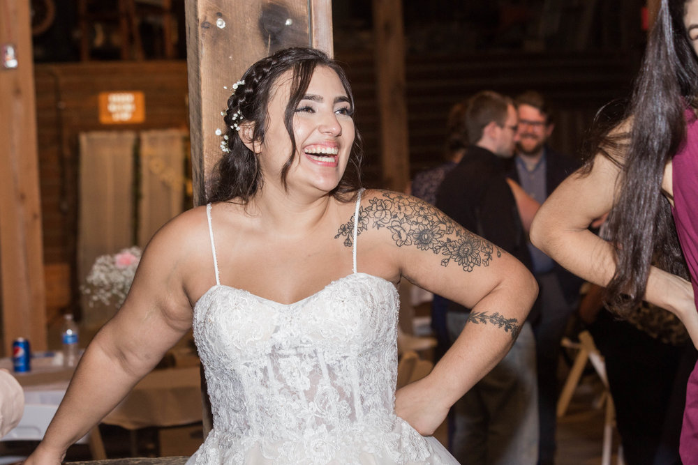 shaker_heritage_barn_wedding_016.jpg