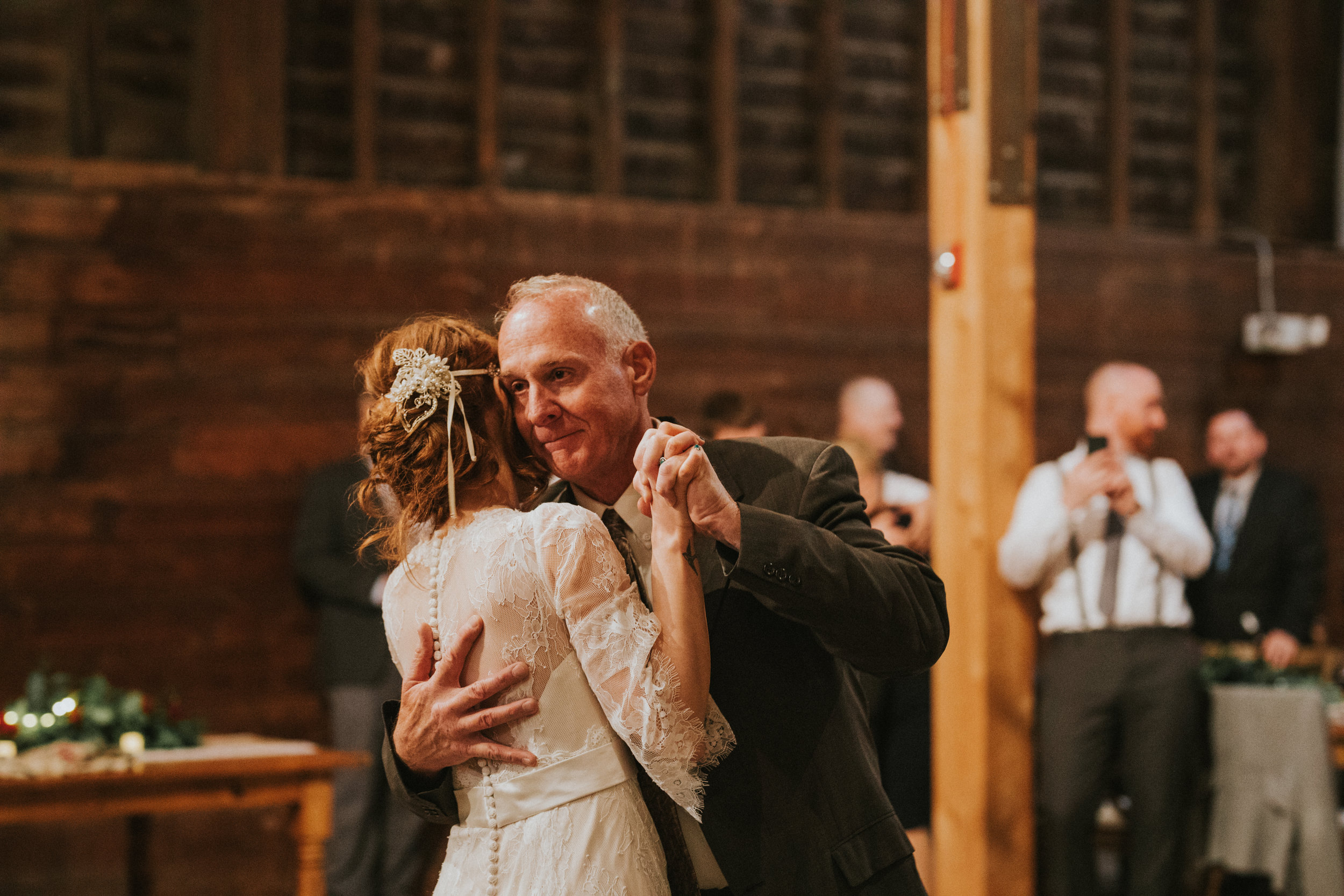 shaker_heritage_barn_wedding_043.jpg