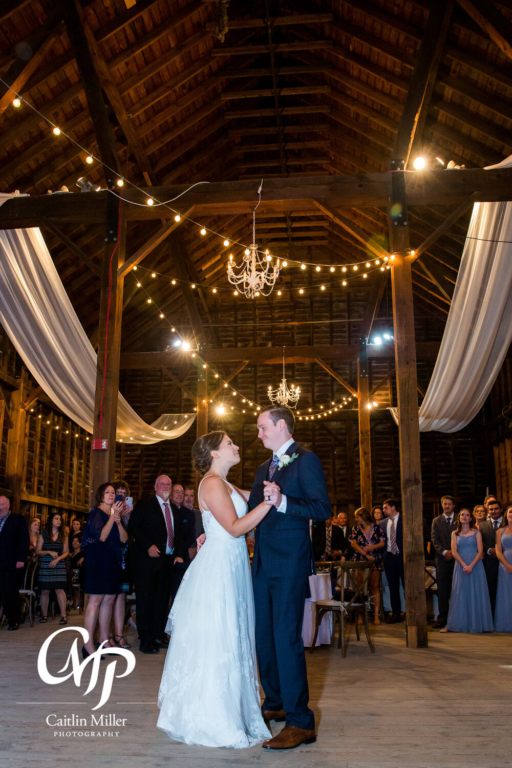 shaker-heritage-barn-wedding-day015.jpg