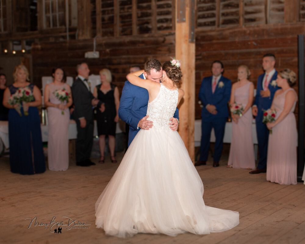 shaker-heritage-barn-wedding015.jpg