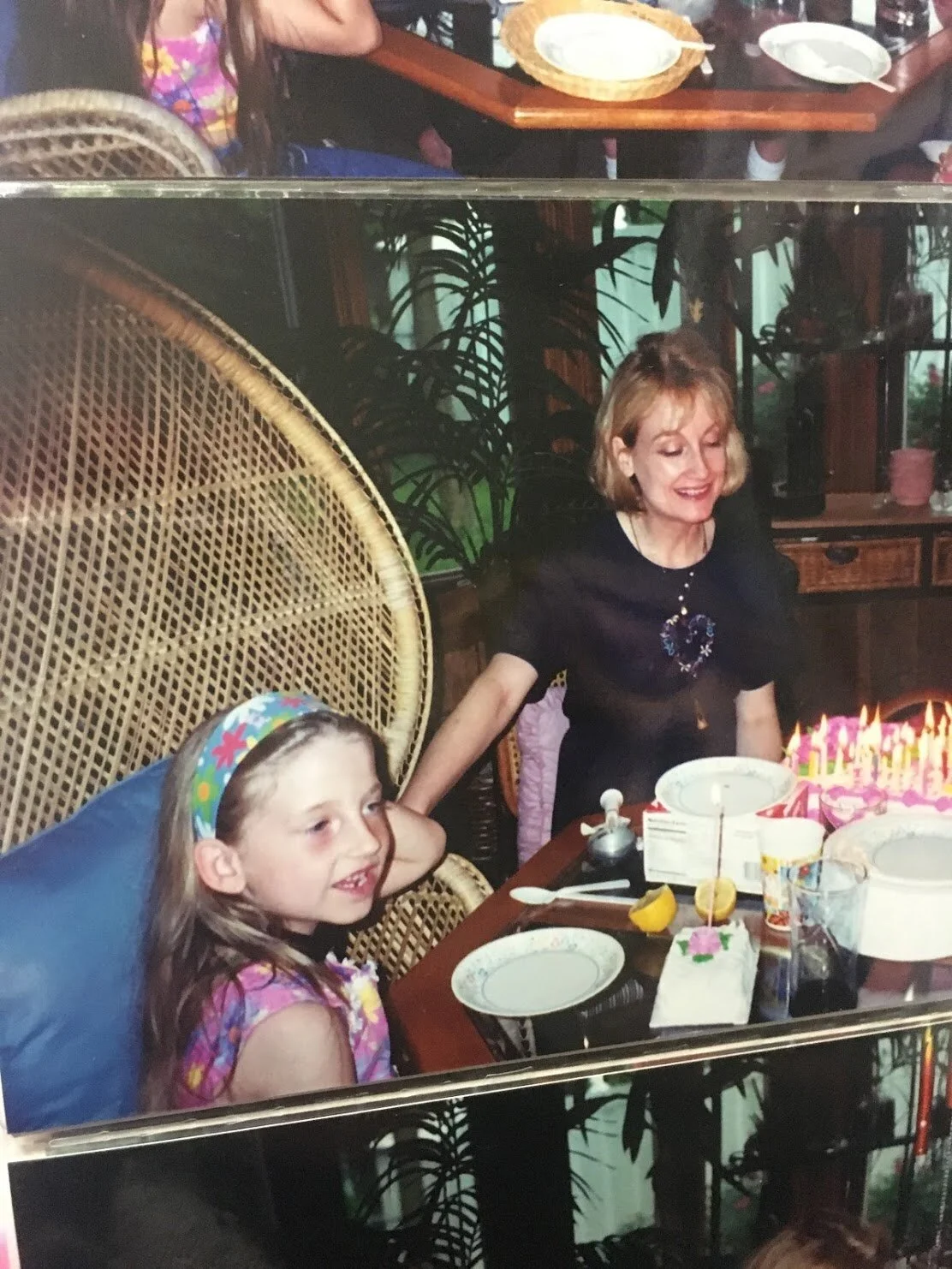 HAPPY BIRTHDAY MOM, HERE IS A LETTER