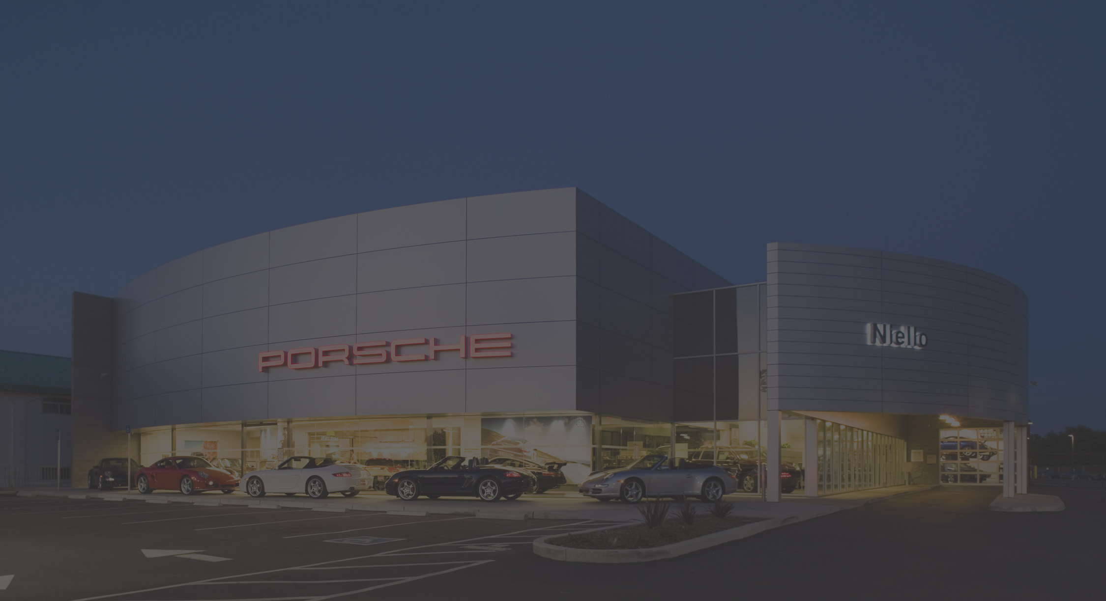  For a new Porsche dealership in Rocklin, California, murakami/Nelson was tasked with creating a building that reflected the brand values of Porsche – high performance and design superiority. The 26,700 s.f. facility uses clean lines and modern mater