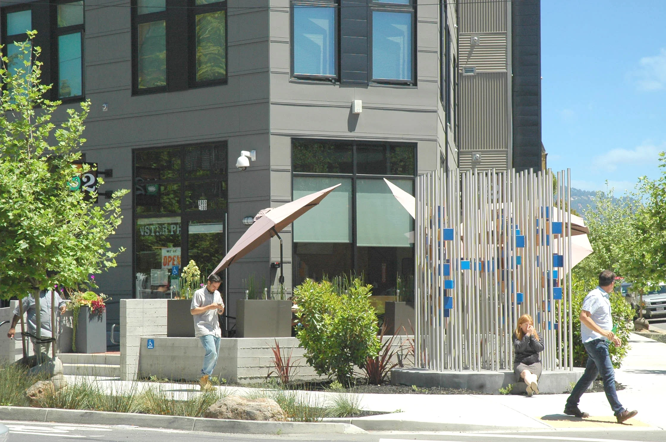 3900 ADELINE - EMERYVILLE/OAKLAND, CA