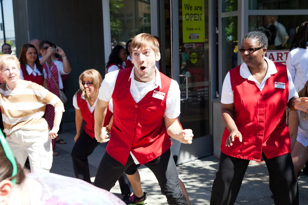 IMG_9626_web flash mob.jpg