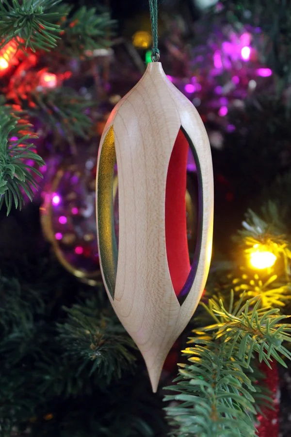 ornament sm.jpg