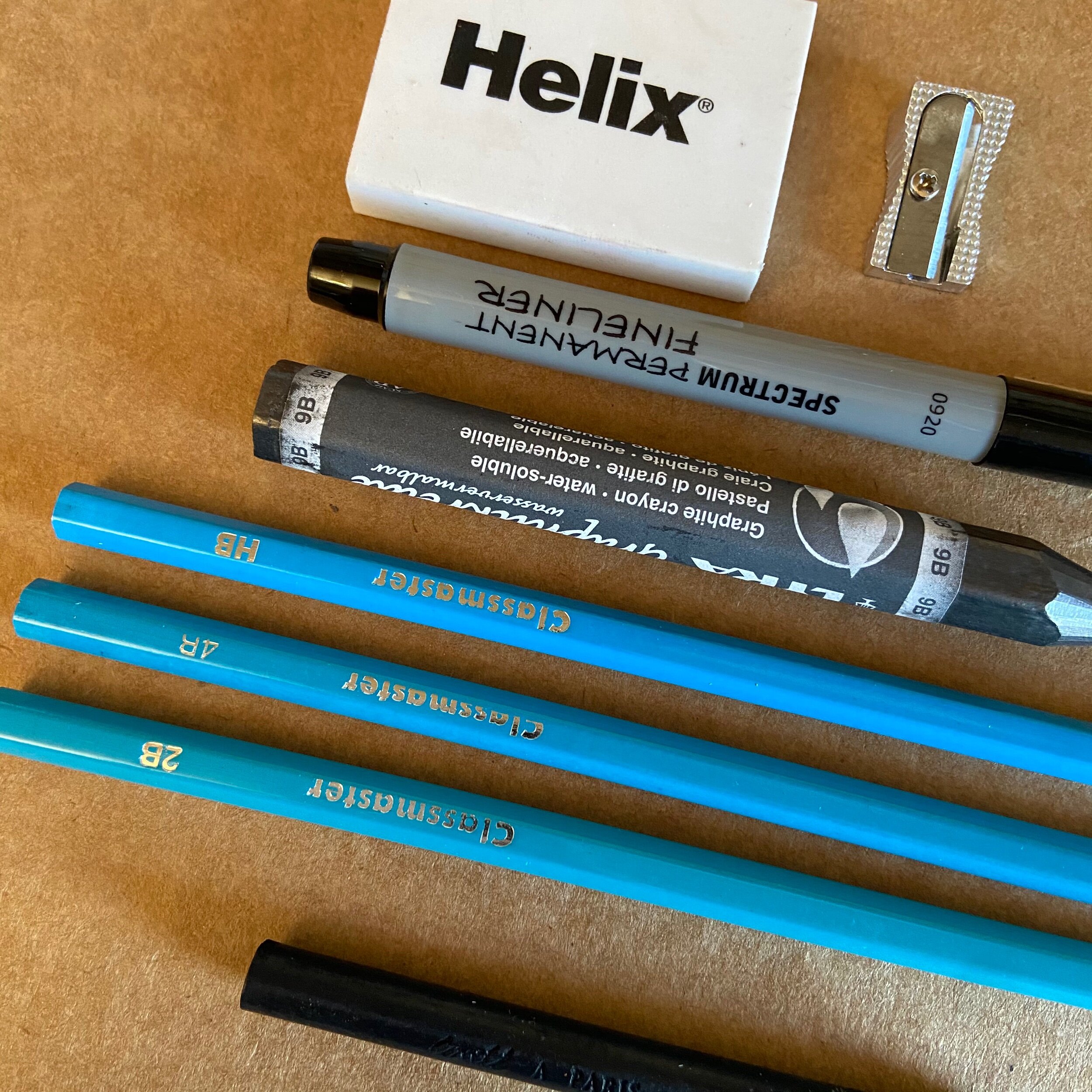 D60AF3D1-5B9B-49E4-9304-950C34198F28