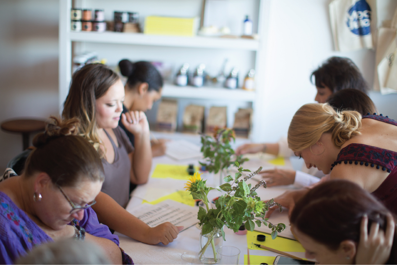 Goldie Design Co. Modern calligraphy workshop in Corpus Christi, TX | Hosted by Eleanor's Coffee Bar + Market