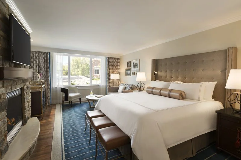 Reikart House Delux King Room.jpg