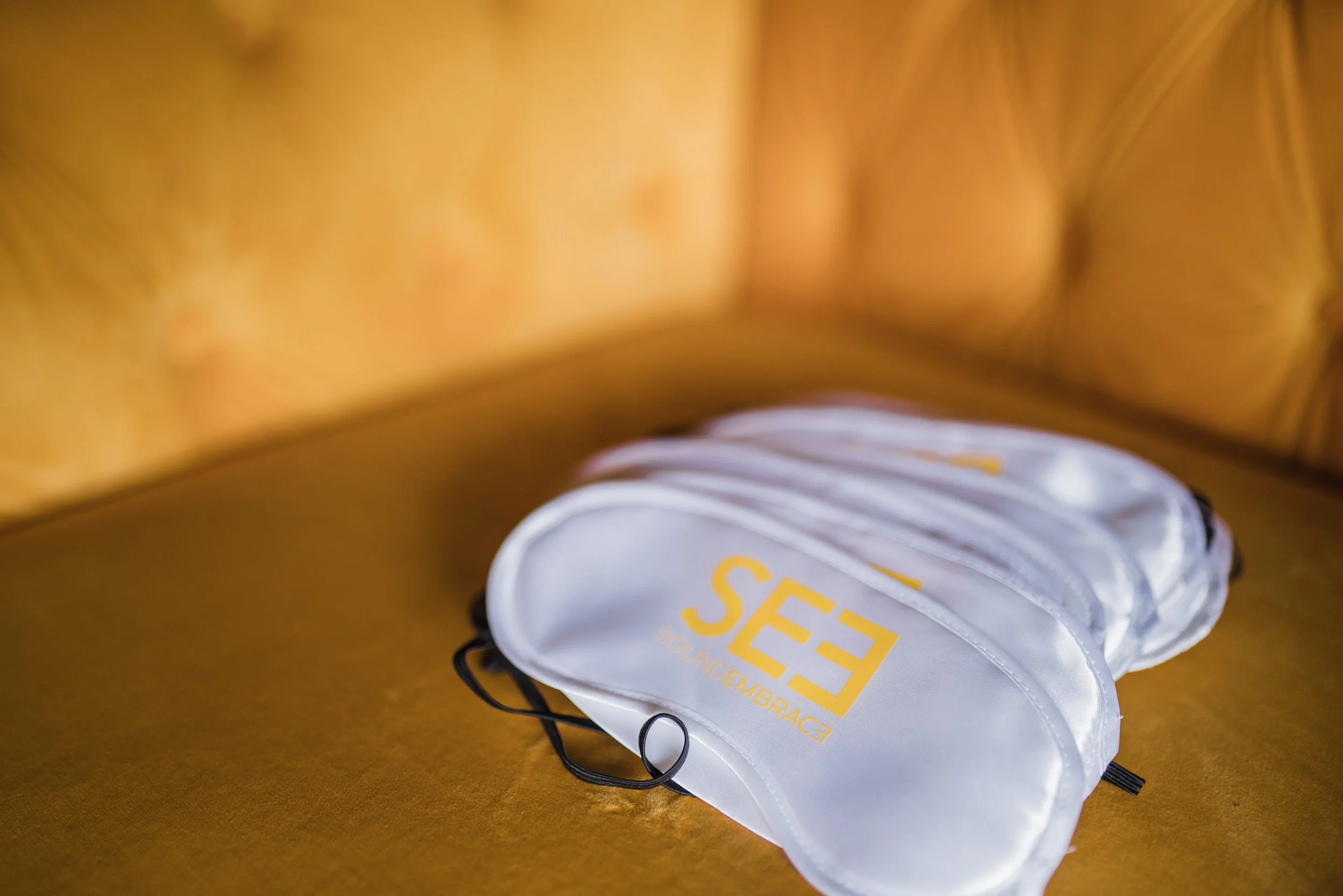 Are there any sound healing certification programs available for aspiring practitioners?