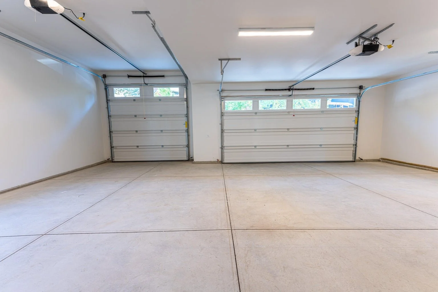 30-Talline-23-Garage-1.jpg