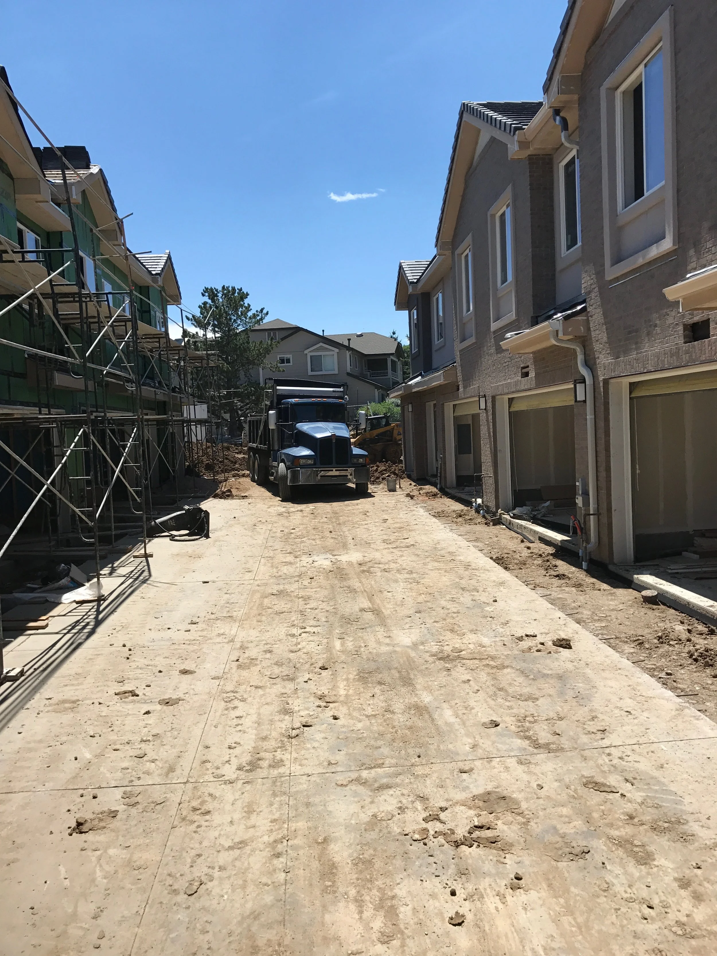 Caley - Trucking.JPG