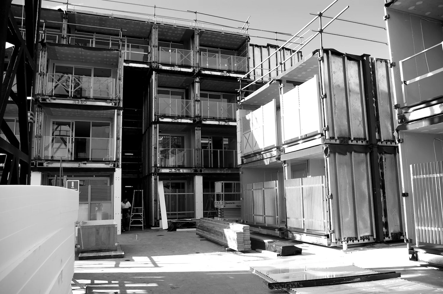 IMGP4954+blkwhite.jpg