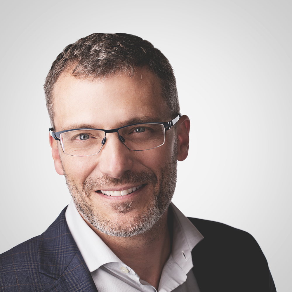 Episode 52: “Too Many Overdenture Options, Too Little Time- an Interview with Darin Dichter”