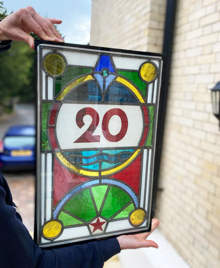 window01_768px.jpg