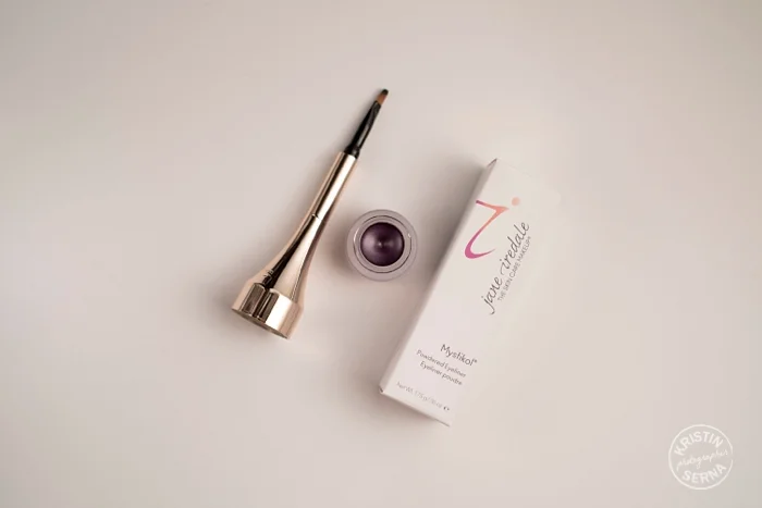 Jane Iredale Mystikol Powdered Eyeliner, photographed by Kristin Serna