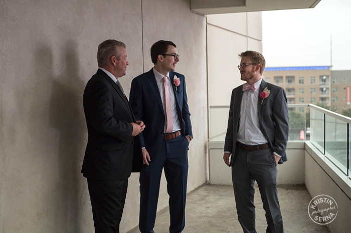 Men getting ready. Wedding Photographer Kristin Serna. 