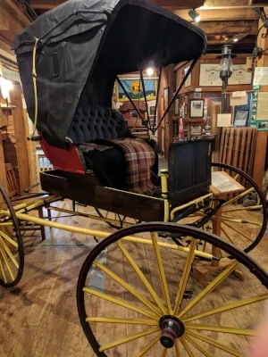 (Realistically, no one was driving very far in this thing, I imagine. Especially not in cold weather!)