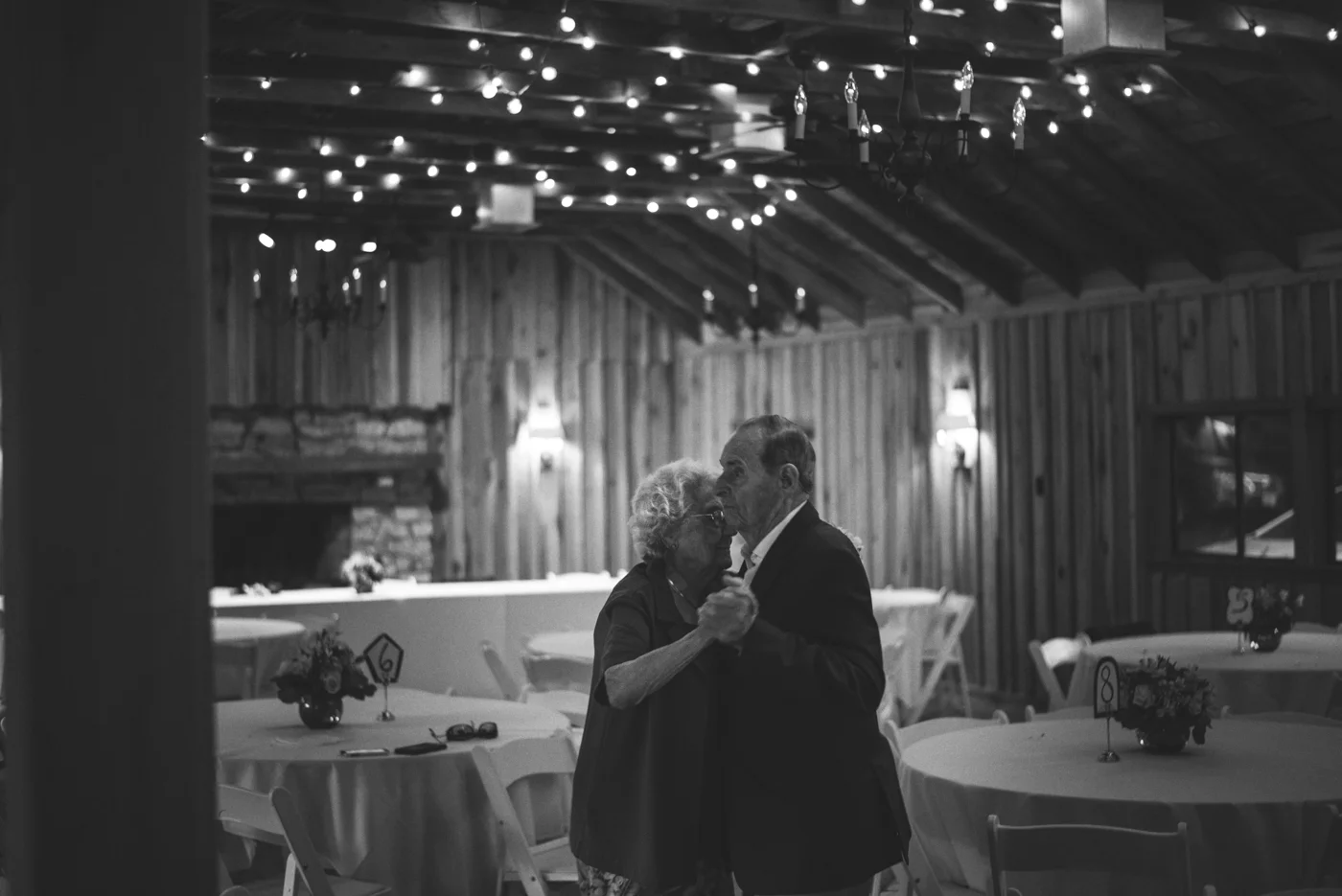 Jenn+Dave_196.jpg