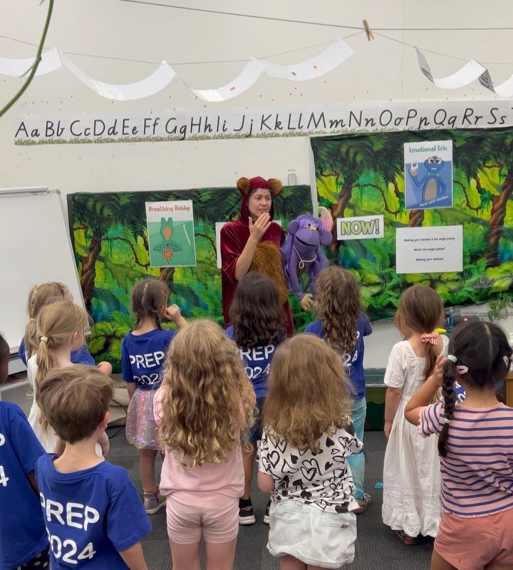 We enjoyed a day filled with mindfulness exercises and an incursion from Mindful Monkey to help our prep students develop their resilience, well-being, and sense of self. 

Throughout the day, they talked about dealing with emotions and doing yoga.👏