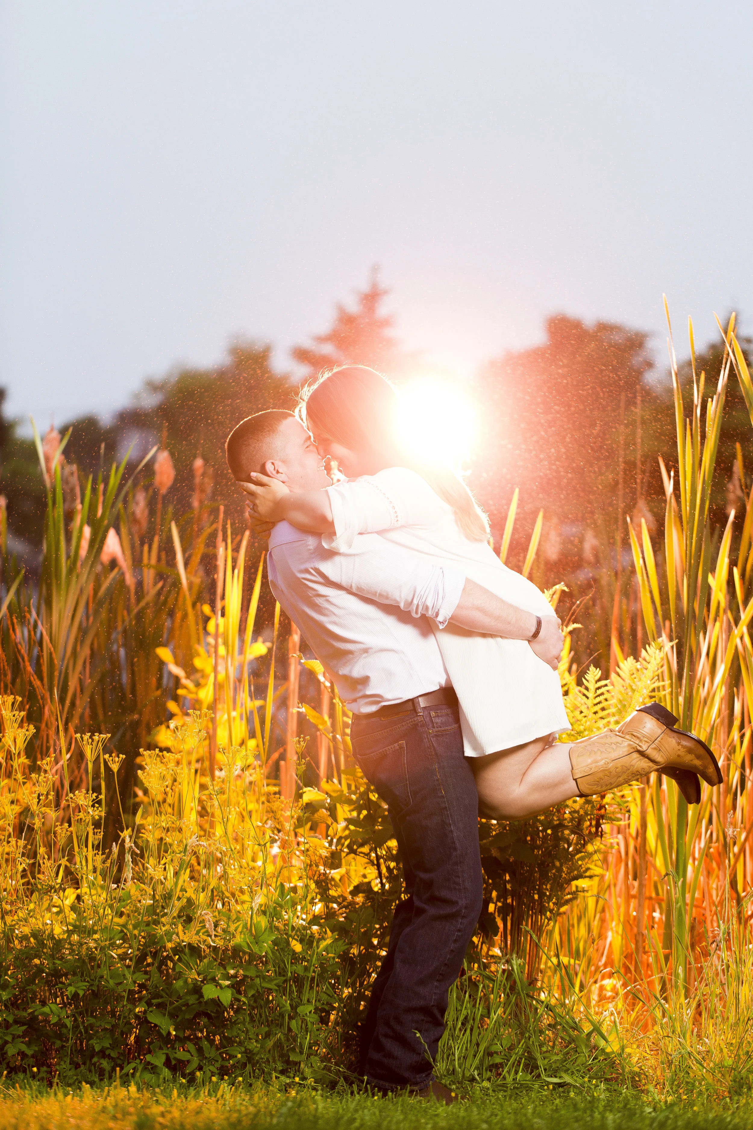 8C2A0116+Giovanni The Photographer Best Boston Engagement Photography Public Gardens - Commons WM100.jpg