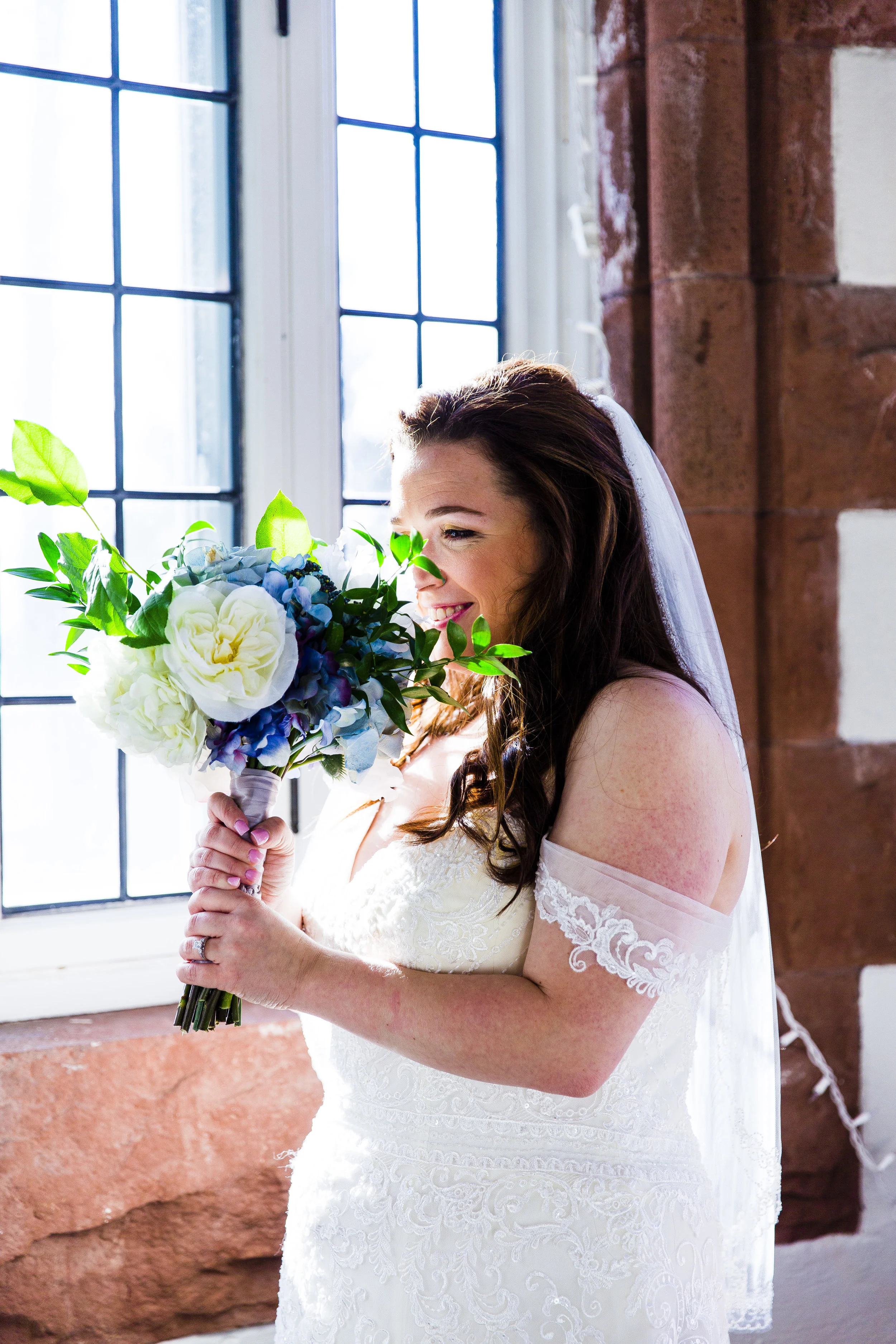 314A0329-Giovanni The Photographer--Best Wedding Photography-Searles Castle Windham NH.jpg