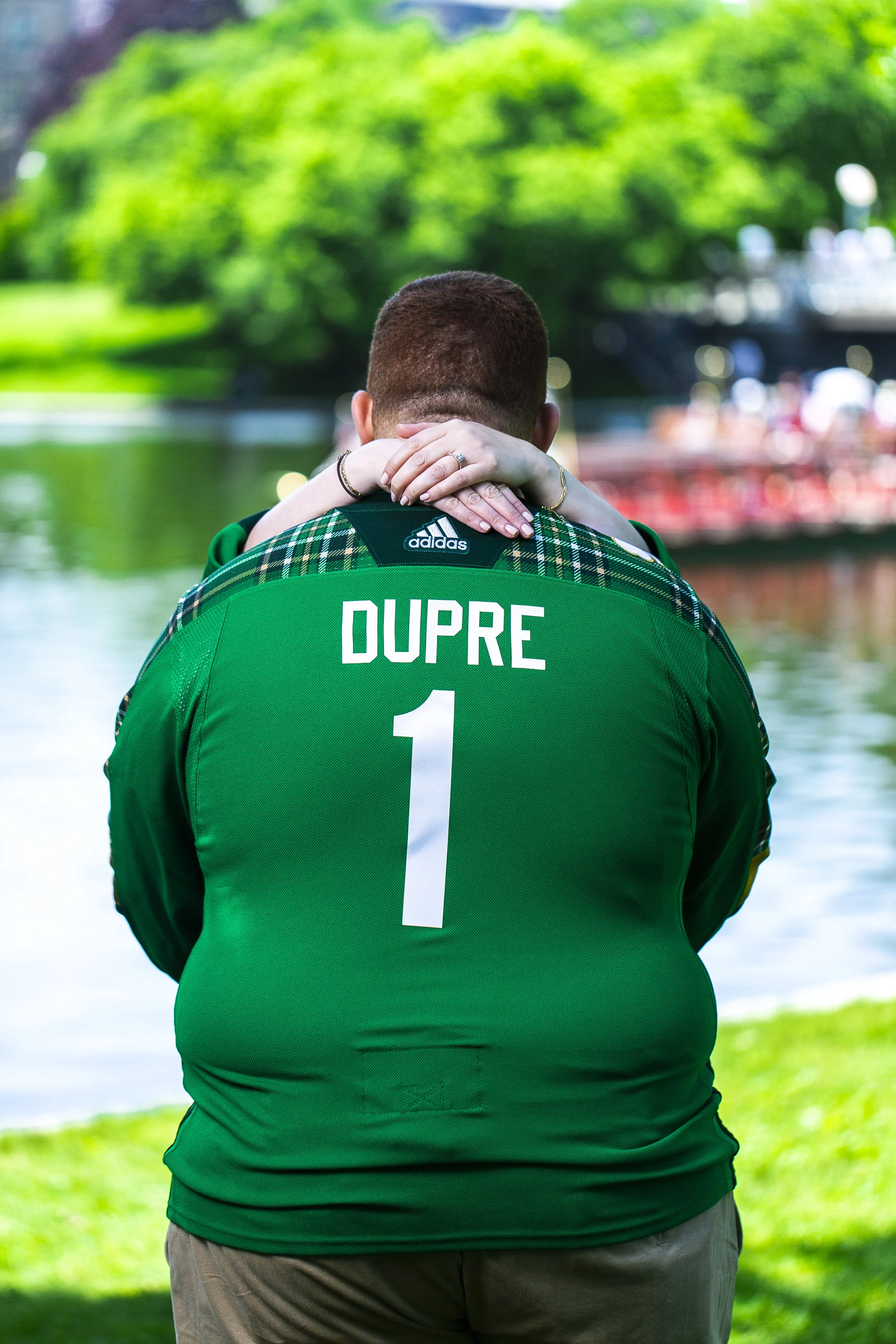 8C2A1404+Giovanni The Photographer+Best Boston Engagement Photography+Charles River and Boston Public Garden.jpg