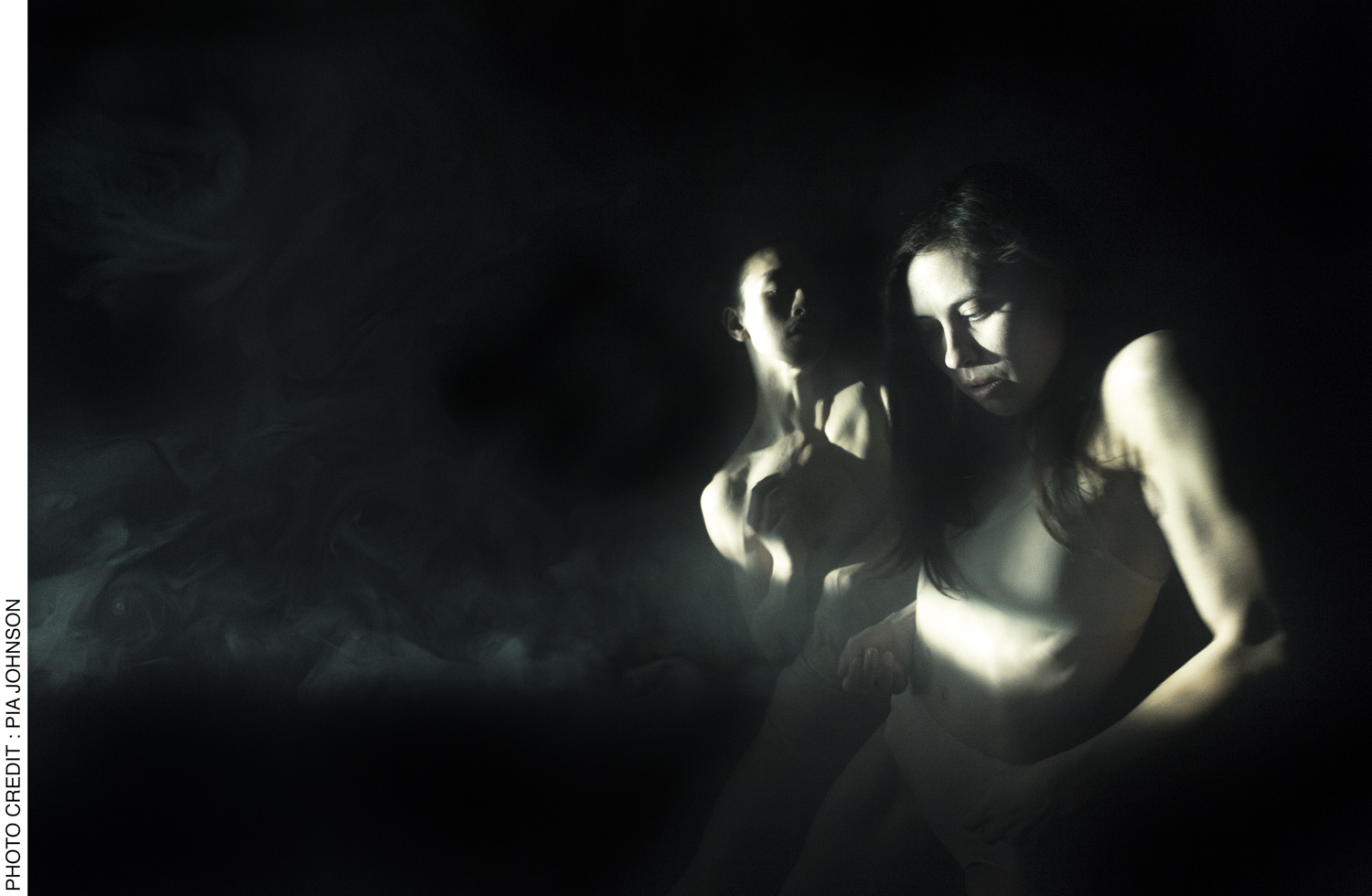 ChunkyMove_LaurenLanglois_photoPiaJohnson_9240_lowres.jpg